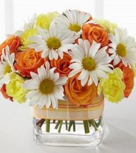 the FTD Sweet Splendor Bouquet